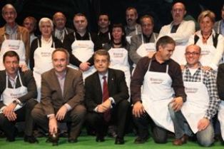 El conseller Llena amb Ferran Adrià i altres cuiners catalans