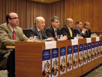 El conseller Llena en un moment de l'acte