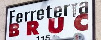 rètol amb el text ferreteria bruc